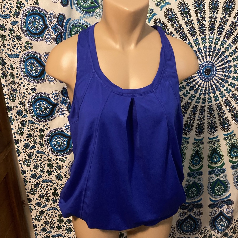 Workout tank top